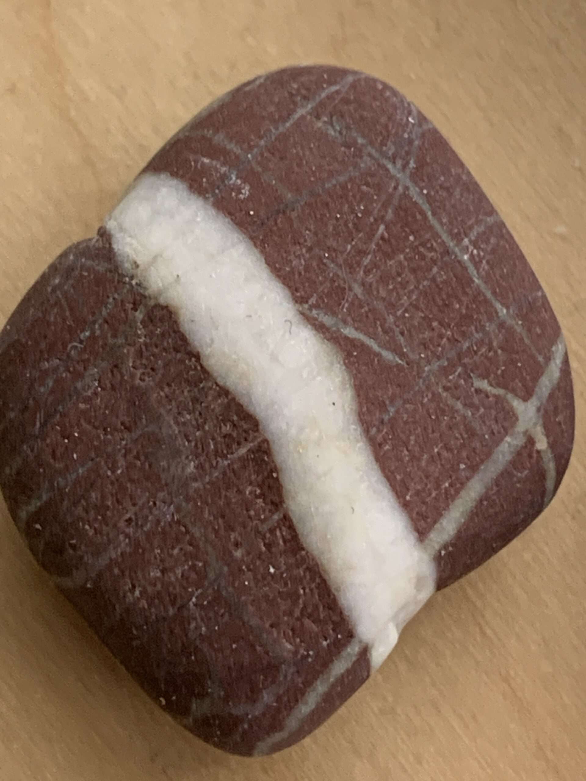 Steine ruhen, sie haben ein freundliches Antlitz und sie sind uns Beispiel; denn sie warten reglos auf ihre Zeit. So sollst auch du warten.