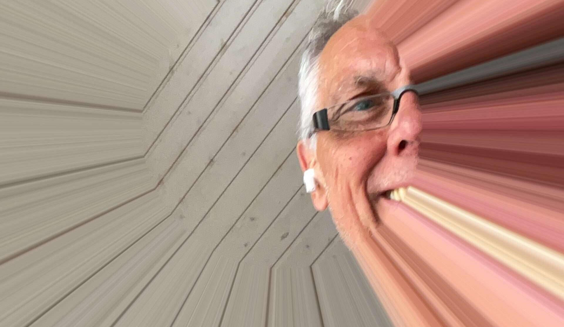 Manche Menschen bleiben am liebsten im Ungefähren, legen sich nicht fest; sind also mehr Semikolon als Punkt. Oder gar Ausrufezeichen.