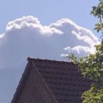 Gedicht: Was machst Du, ein die Liebe Dich am Spielfeldrand stehen lässt und das Leben Dich zersetzt. Wenn Du weißt, Du bist meilenweit vom Ziel entfernt?