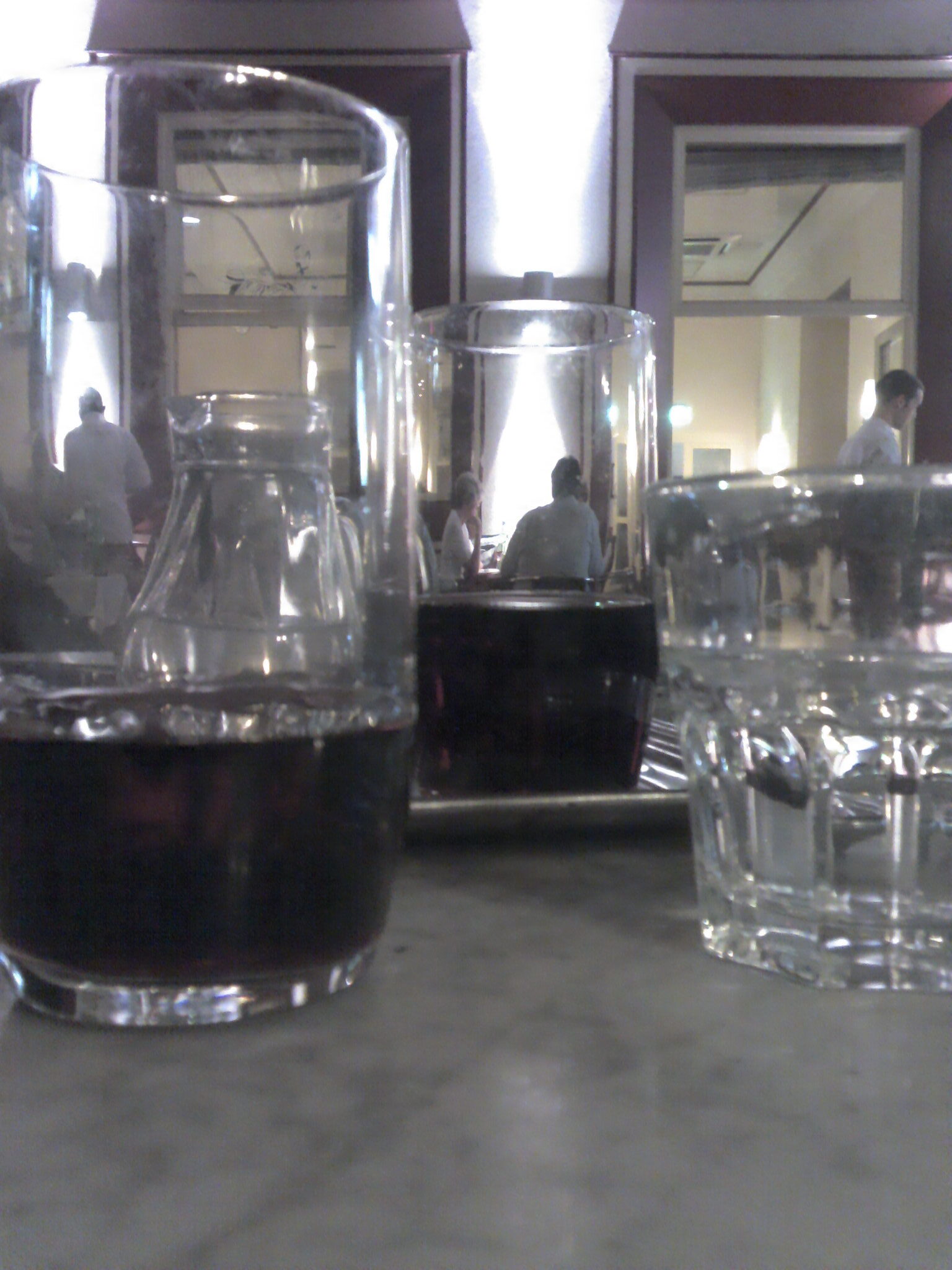 Gedicht: Der Sommer schmeckt nach Schnee, der Schnee schmeckt nach Tod. Was lernen wir daraus? Genieße den Augenblick, er kommt nicht zurück.